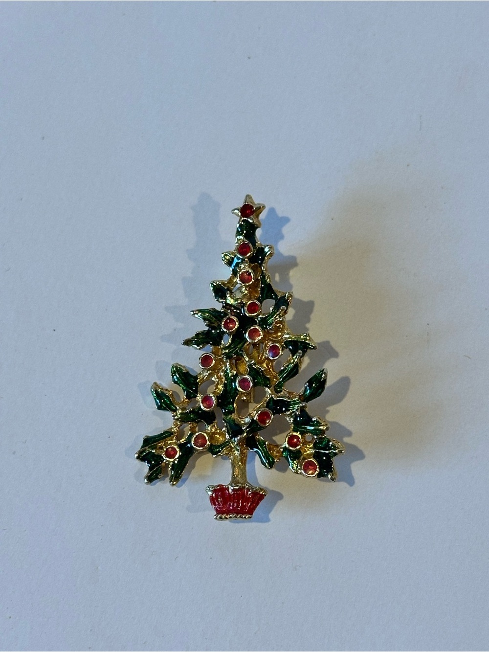 2.25” Vintage Holly Berry Christmas Tree Brooch Pin in Gold/Green/Red Enameled